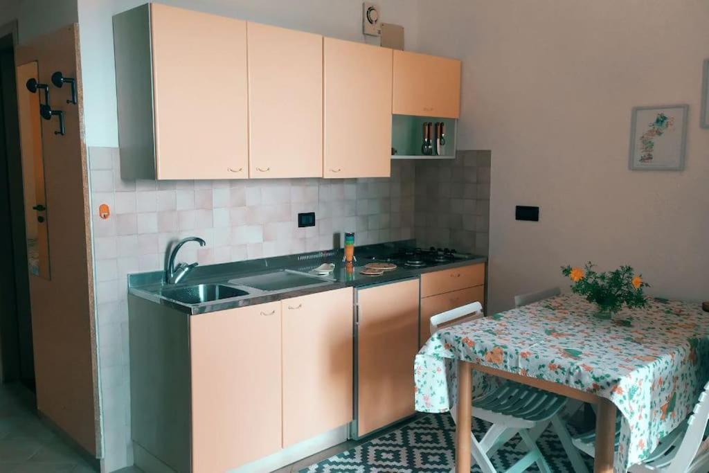 Nisportino, Elba. Bilocale Con Patio Vista Mare. Βίλα Casale Gastagno Εξωτερικό φωτογραφία